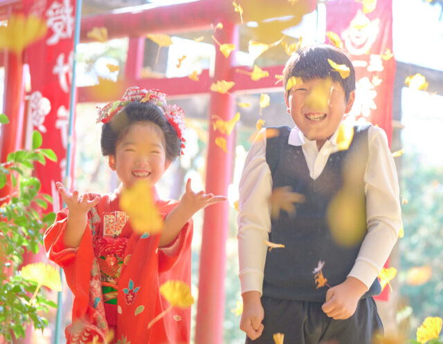 紅葉で七五三 / 高品質な写真と楽しい撮影体験のフォトスタジオ青梅